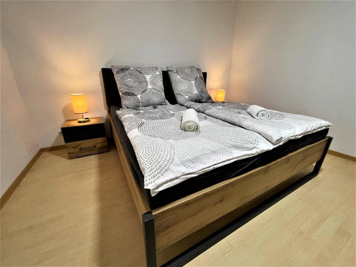 Apartamento Traumaussicht Kamin Balkon Burgblick 65 Zoll Tv Netflix Sky Joyn Lindenplatz Bullay Exterior foto